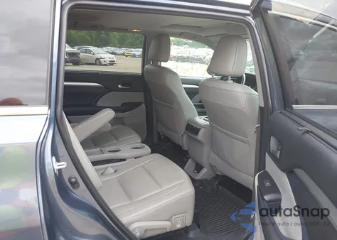 2018 Toyota Highlander Xle из США, поврежденный, VIN 5TDJZRFHXJS879100